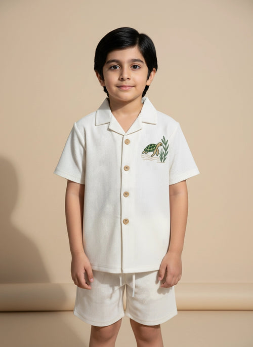 The Turtle Cuban - Oversized Shirt